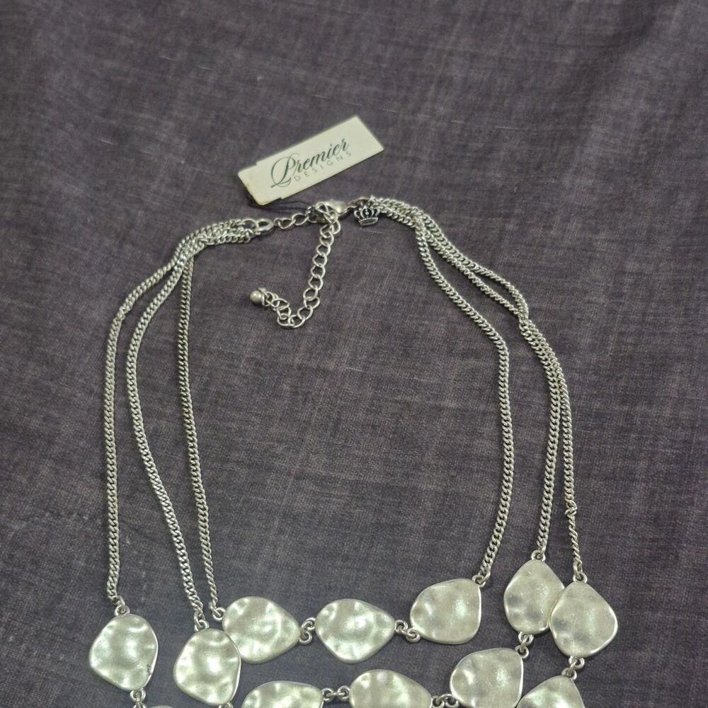 Premier-designs Women's Silver and White Jewellery
